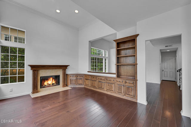 1032 Amberton LN