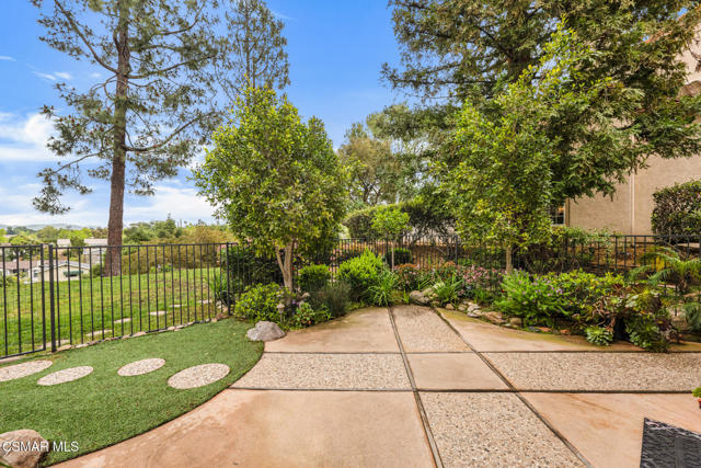 1032 Amberton LN
