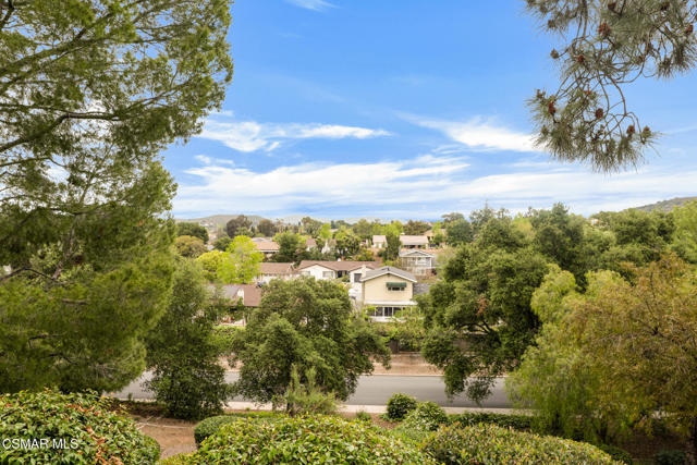 1032 Amberton LN
