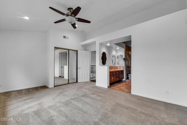 1032 Amberton LN