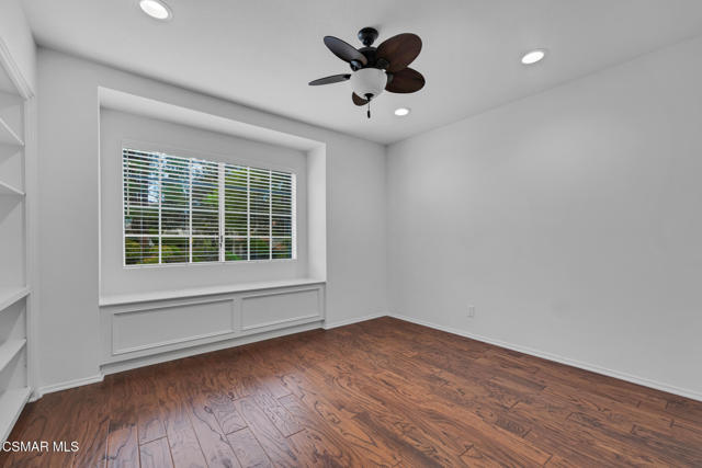 1032 Amberton LN