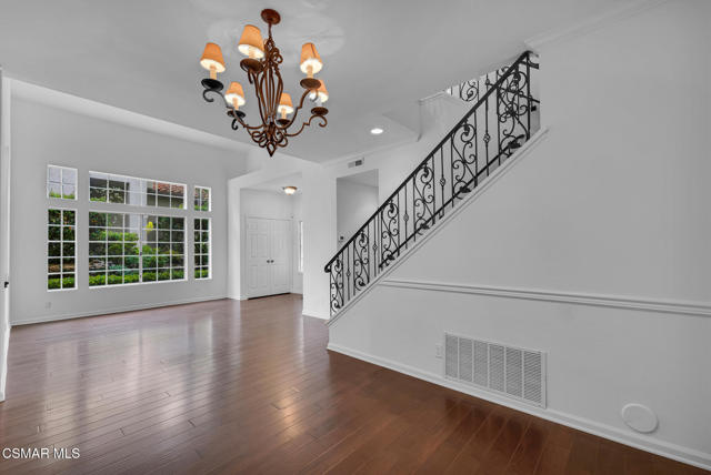 1032 Amberton LN