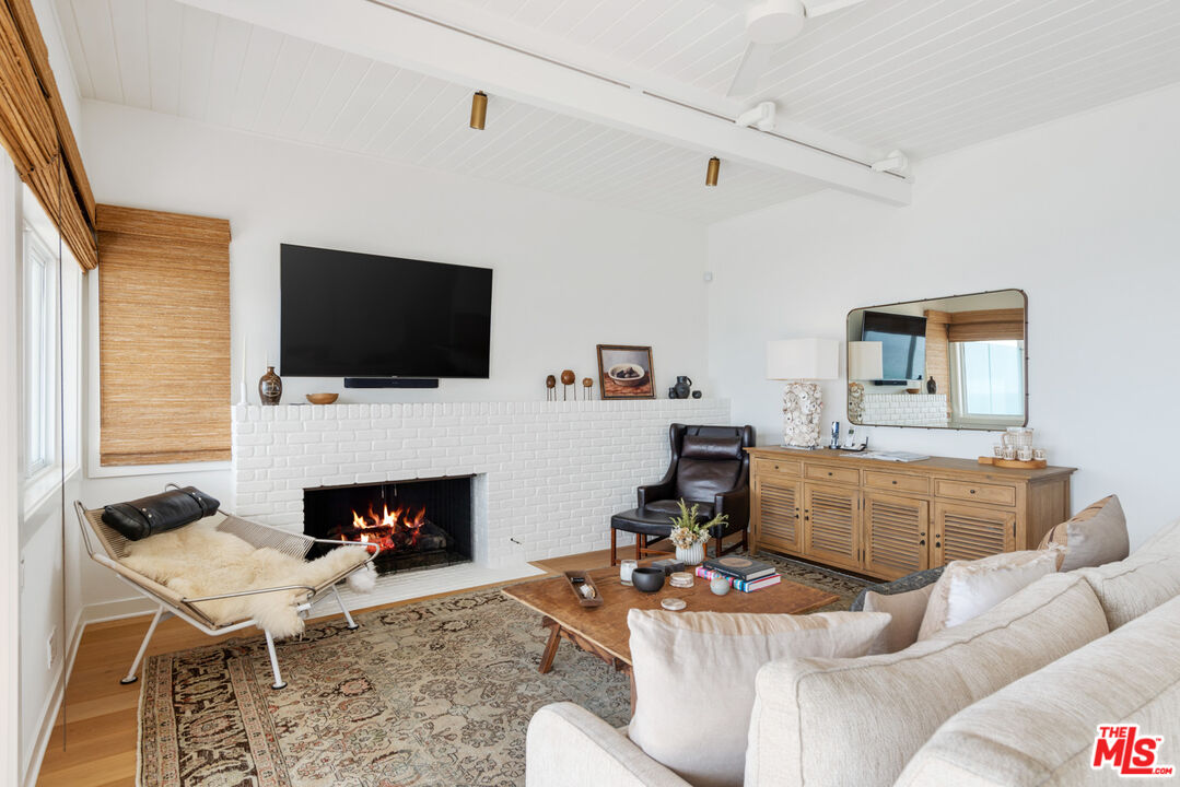 27070 Malibu Cove Colony Dr