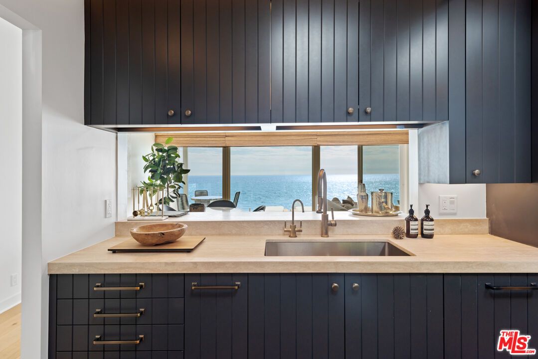 27070 Malibu Cove Colony Dr