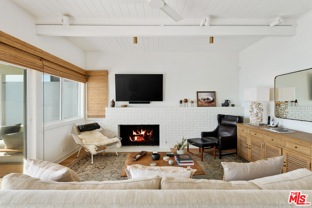 27070 Malibu Cove Colony Dr