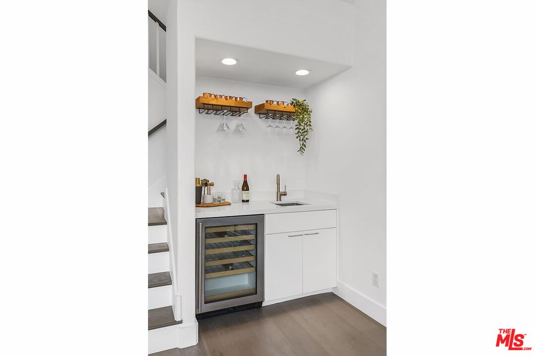 11690 MONTANA AVE Unit: PH303