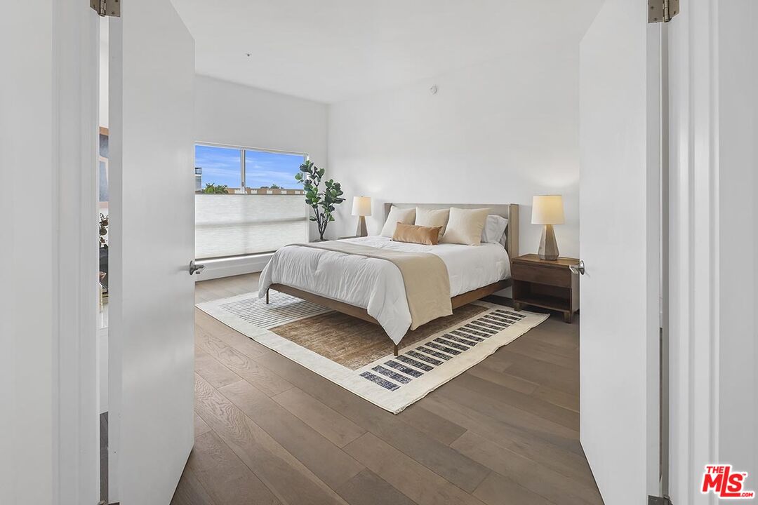 11690 MONTANA AVE Unit: PH303