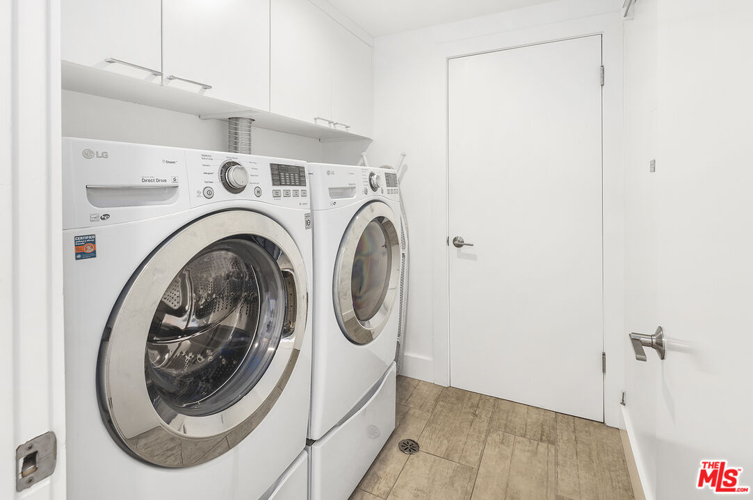 11690 MONTANA AVE Unit: PH303