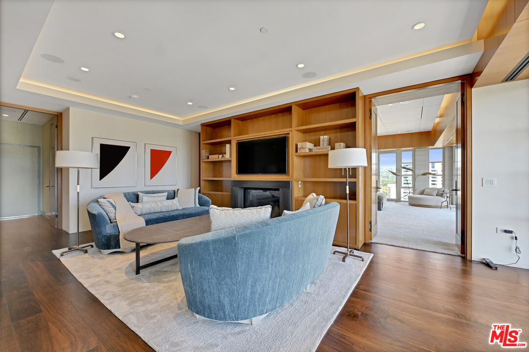 10580 Wilshire Blvd Unit: PH 26