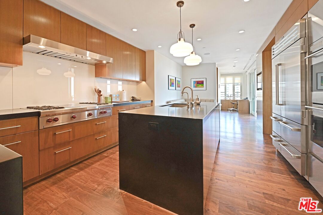 10580 Wilshire Blvd Unit: PH 26