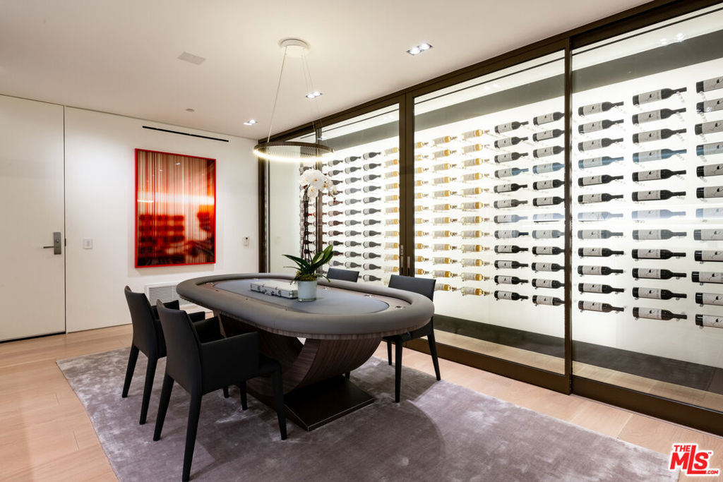 1231 Lago Vista Drive