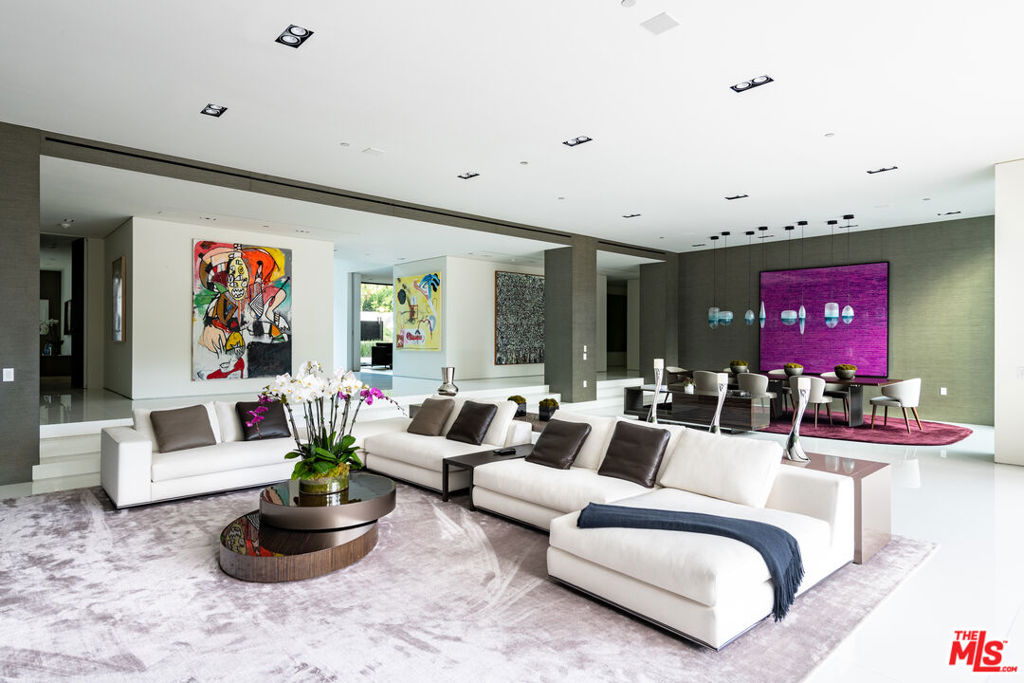 1231 Lago Vista Drive