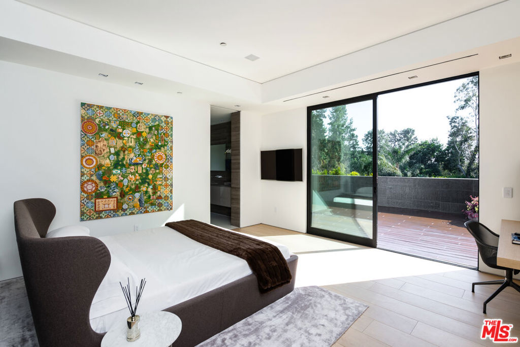 1231 Lago Vista Drive