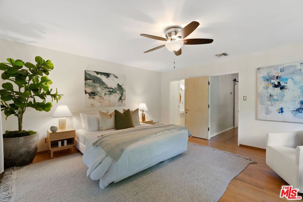 1581 Clear View Drive