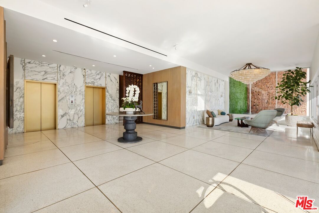 8787 Shoreham Dr Unit: 503