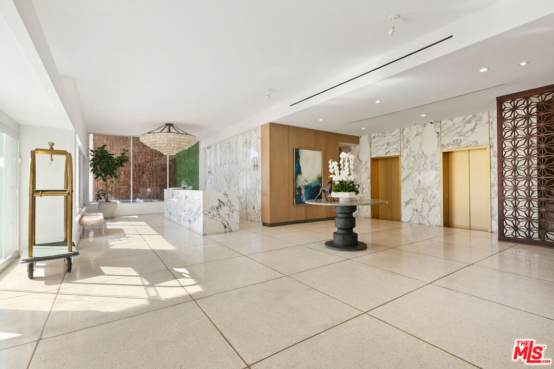 8787 Shoreham Dr Unit: 503