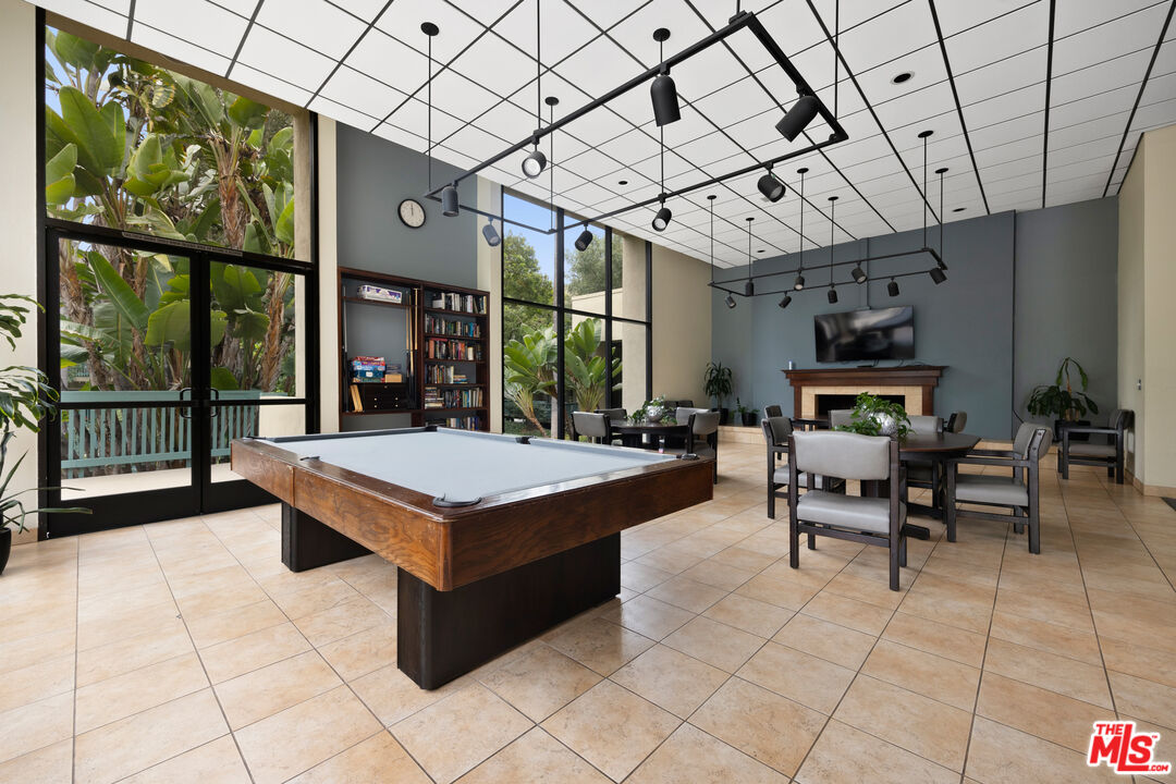 412 N Bellflower Blvd Unit: 306
