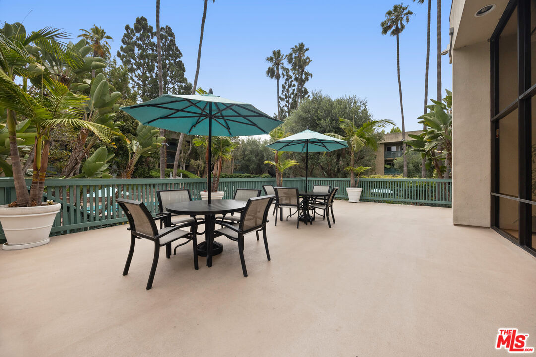 412 N Bellflower Blvd Unit: 306