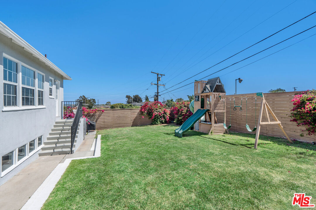 4949 Onaknoll Ave