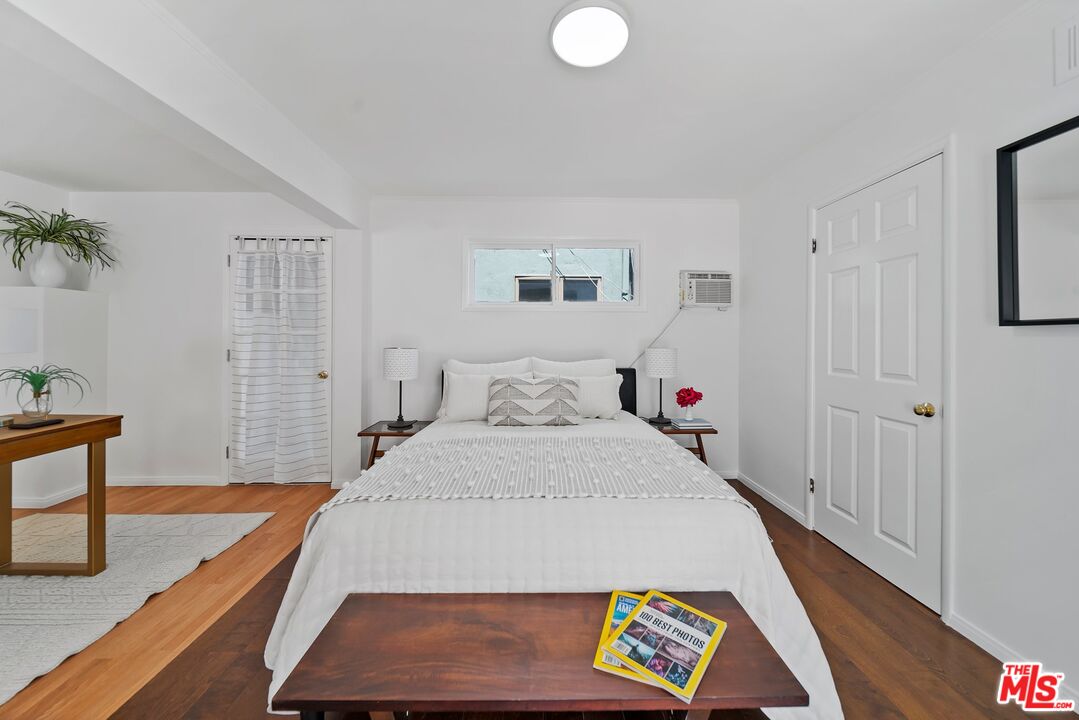 11689 Picturesque Dr