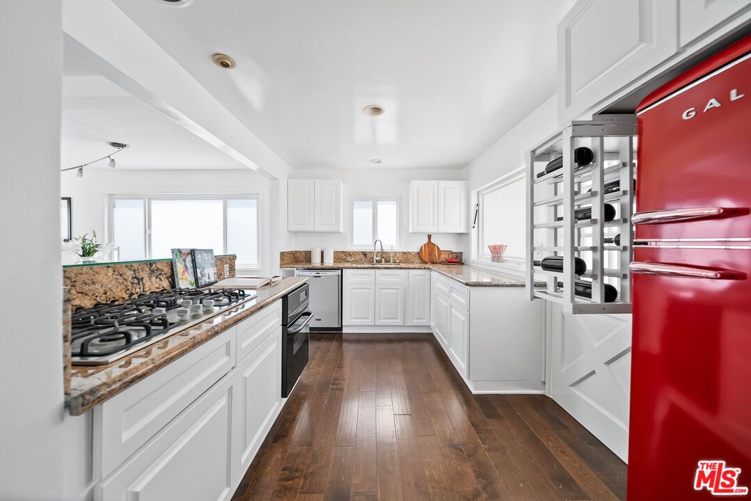 11689 Picturesque Dr
