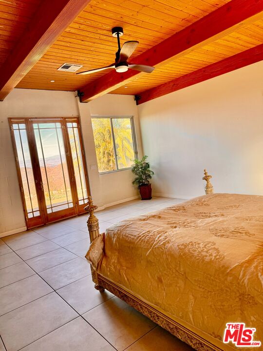 11077 Pacific View Dr