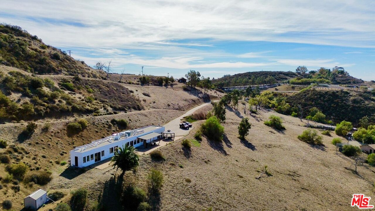11077 Pacific View Dr