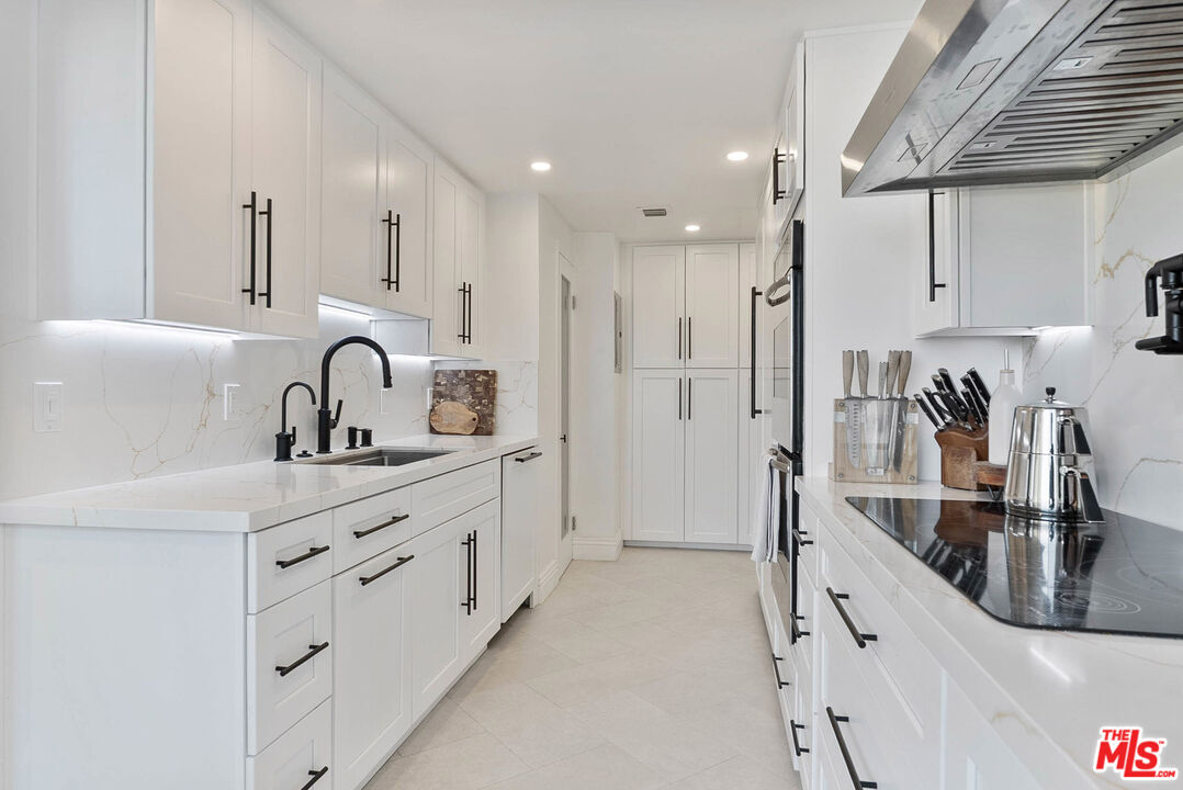10590 Wilshire Blvd Unit: 1502