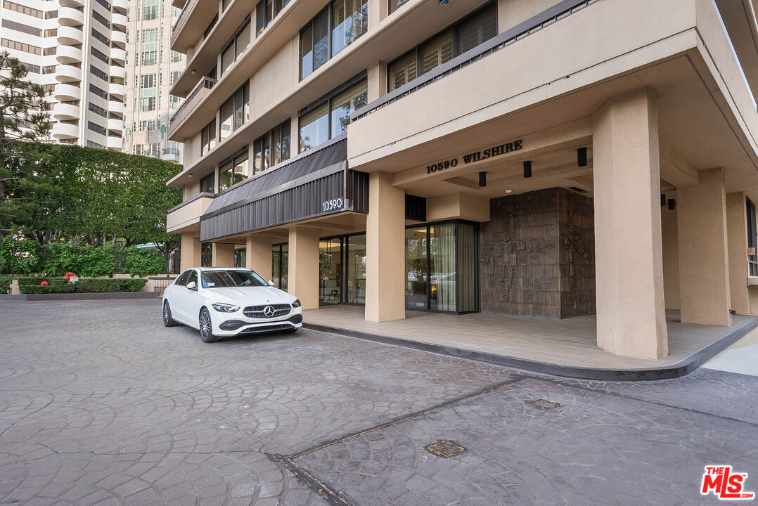 10590 Wilshire Blvd Unit: 1502