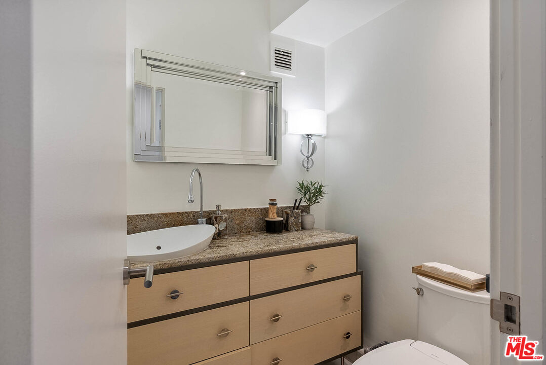 10590 Wilshire Blvd Unit: 1502