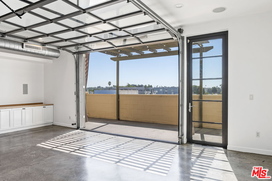 1544 12th St Unit: 303