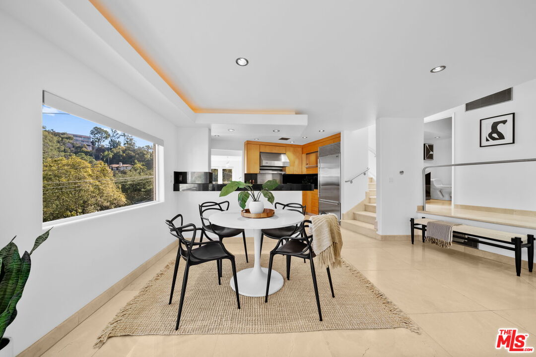 3111 Belden Dr