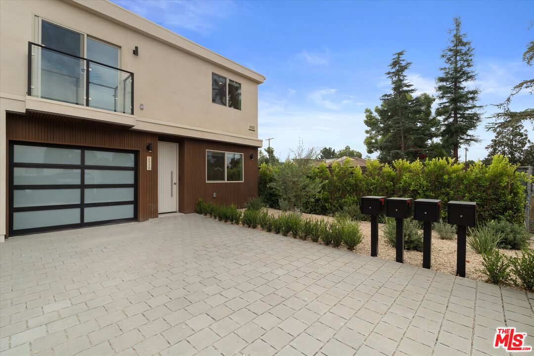 5530 Sunnyslope Ave