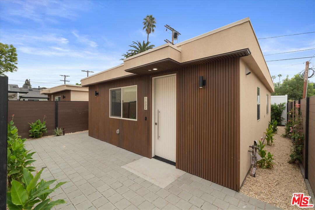 5528 Sunnyslope Ave