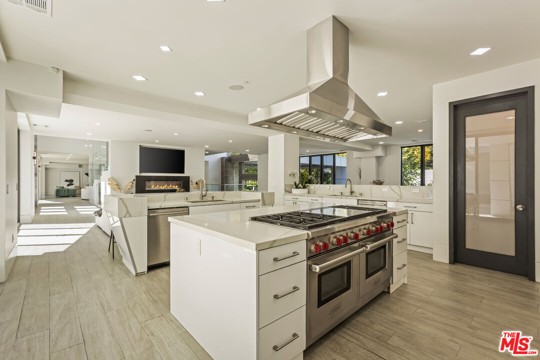 4230 Valley Meadow Rd