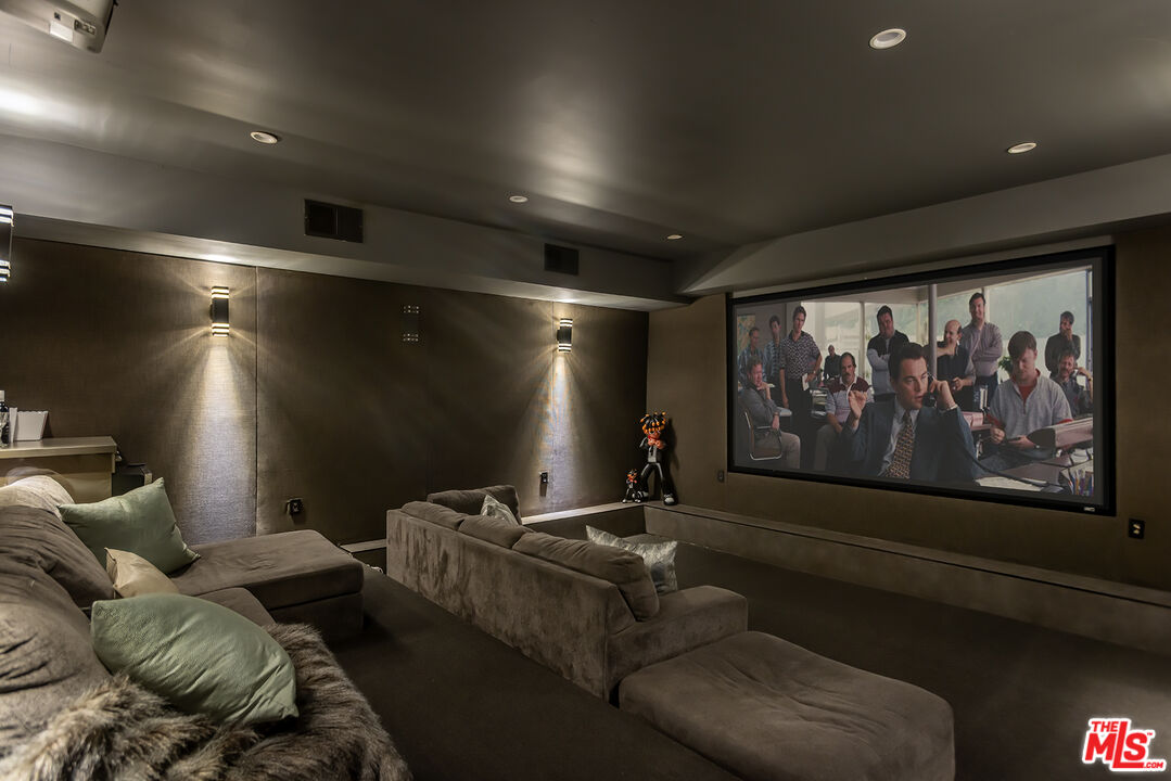 4230 Valley Meadow Rd