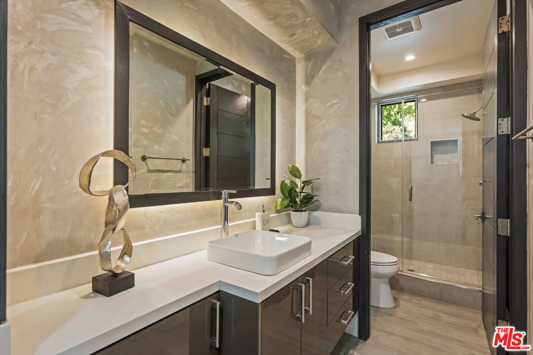 4230 Valley Meadow Rd