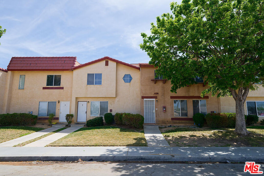 1750 E Ave Q Unit: 14