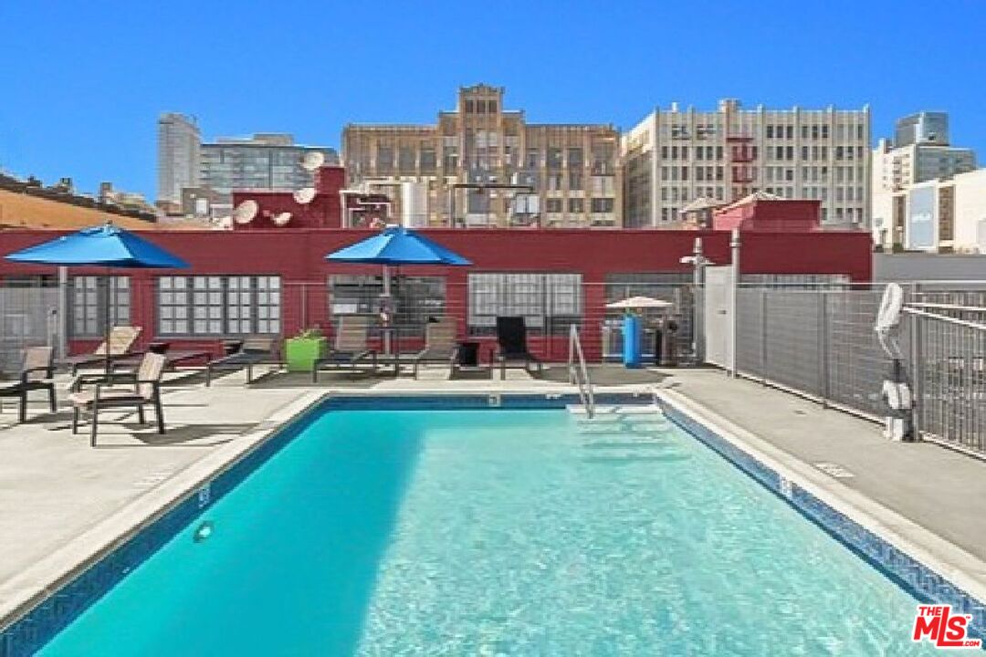 746 S Los Angeles St Unit: 707