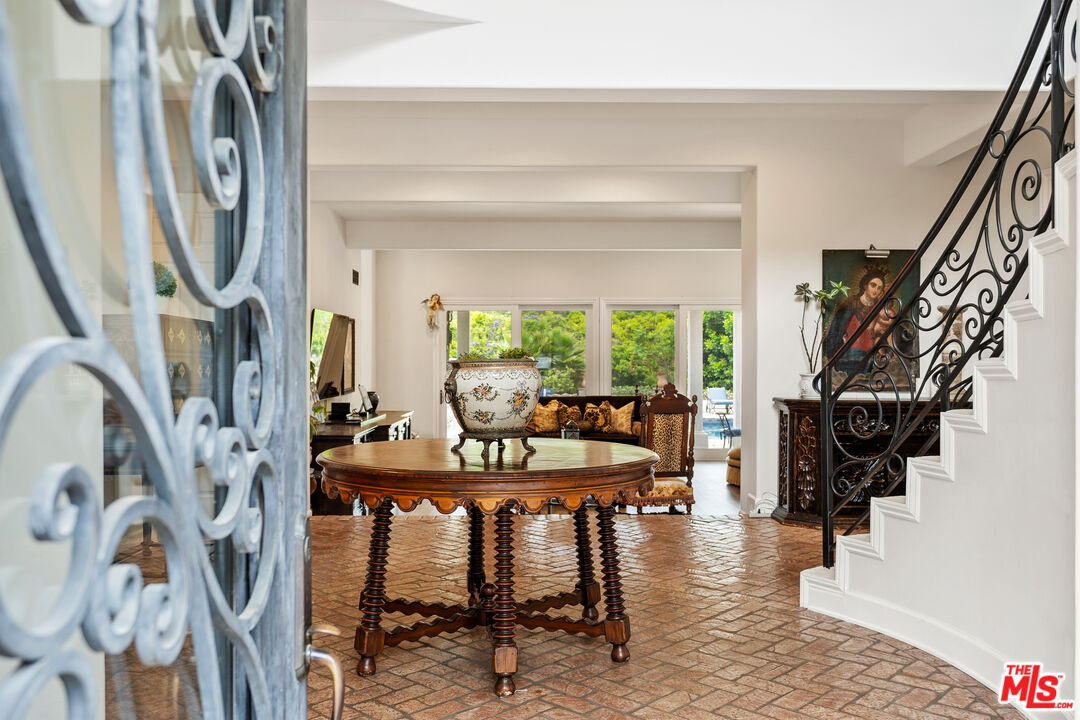 6917 Solano Verde Dr