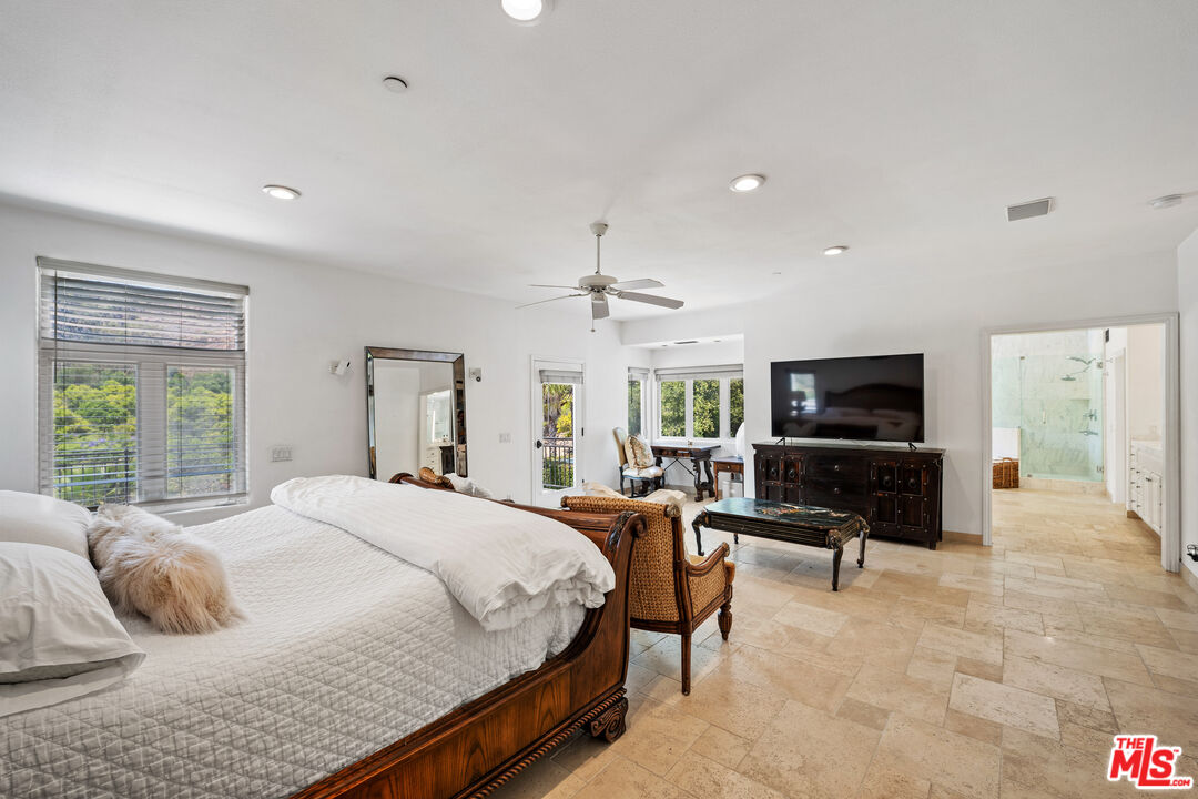 6917 Solano Verde Dr