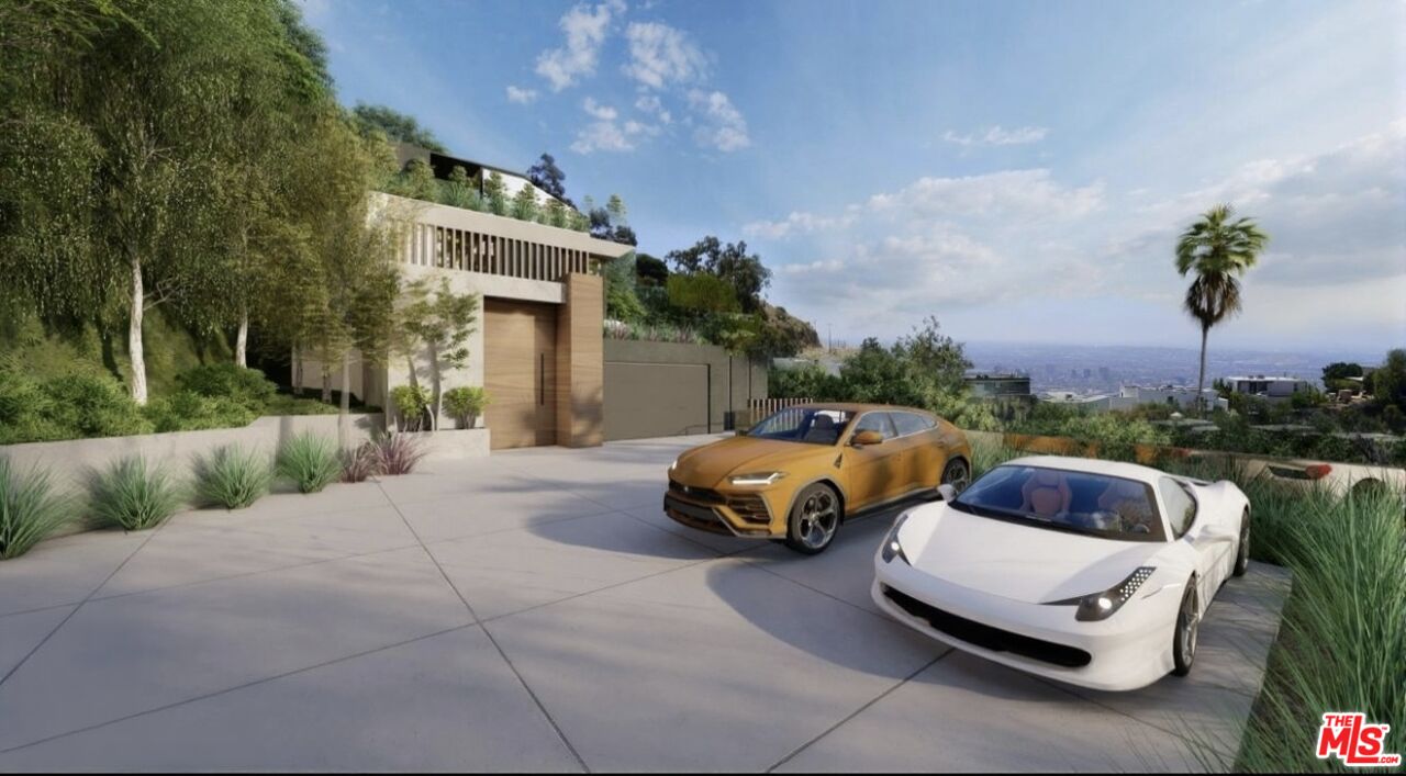 2004 Sunset Plaza Dr