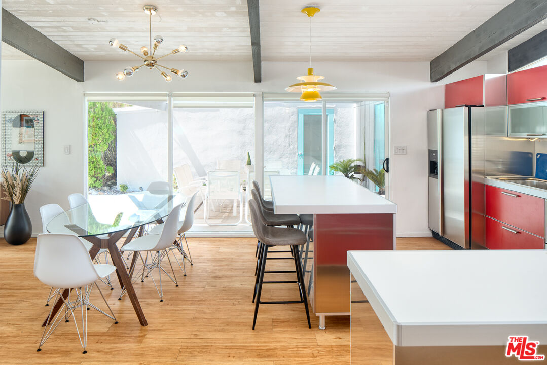 475 E Desert Willow Cir