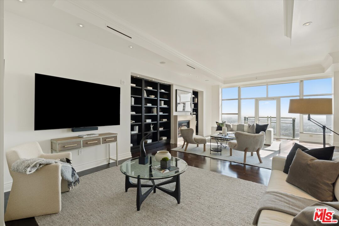 10776 Wilshire Blvd Unit: 1904