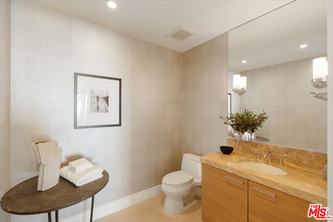 10776 Wilshire Blvd Unit: 1904