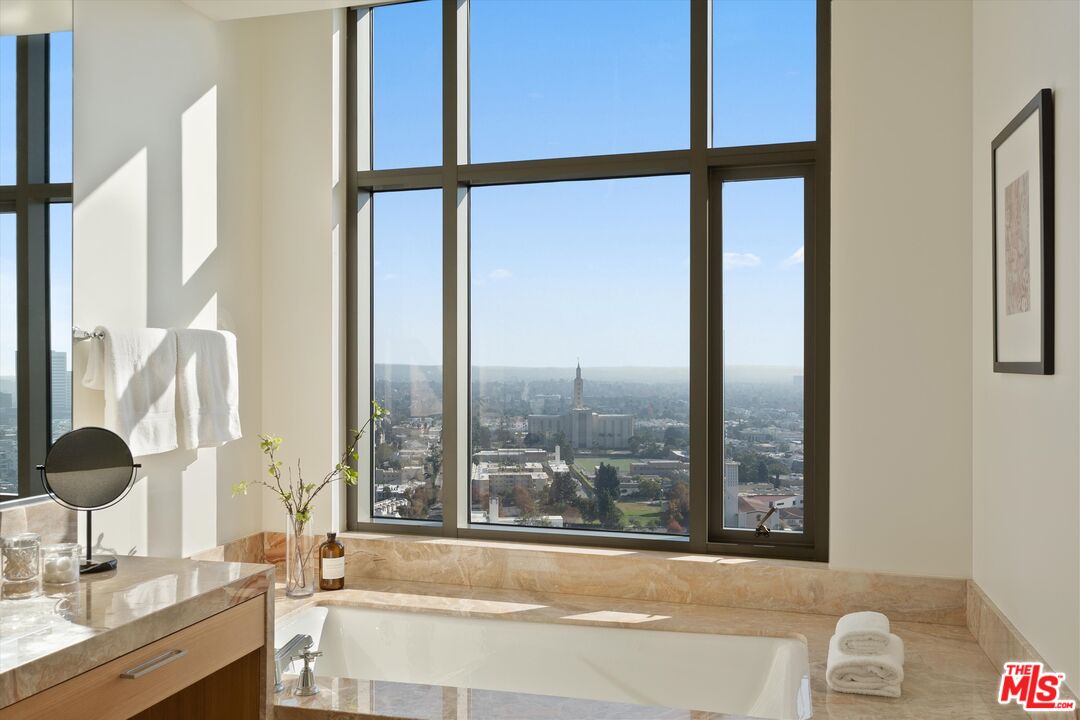 10776 Wilshire Blvd Unit: 1904