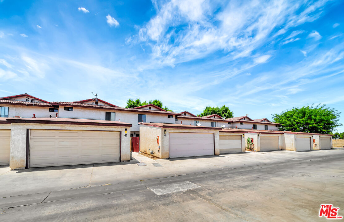 2260 E Avenue Q4 Unit: 48