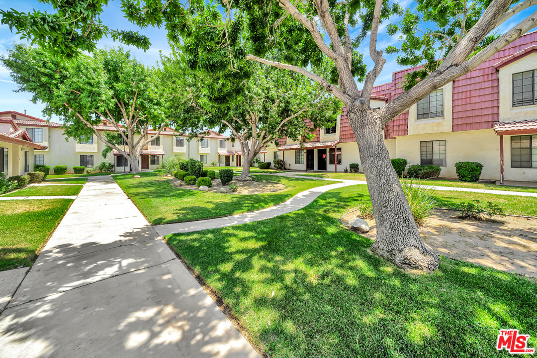 2260 E Avenue Q4 Unit: 48