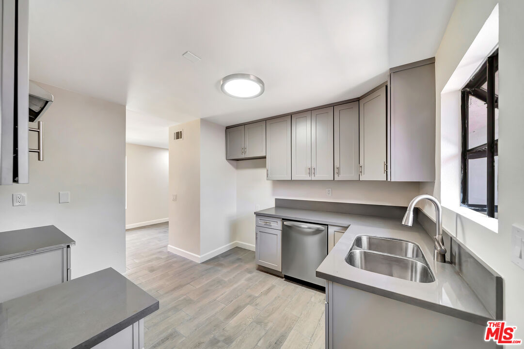 2260 E Avenue Q4 Unit: 48