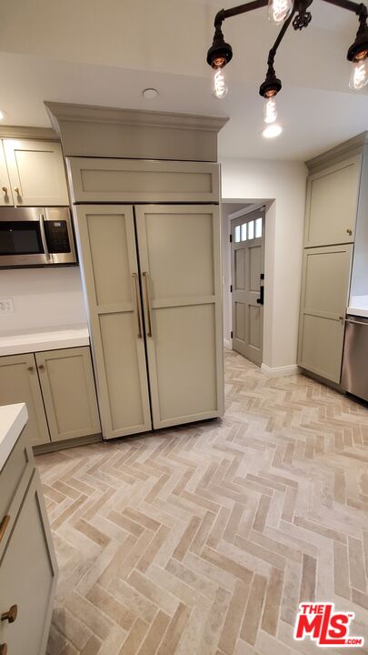 1634 Malcolm Ave Unit: 1